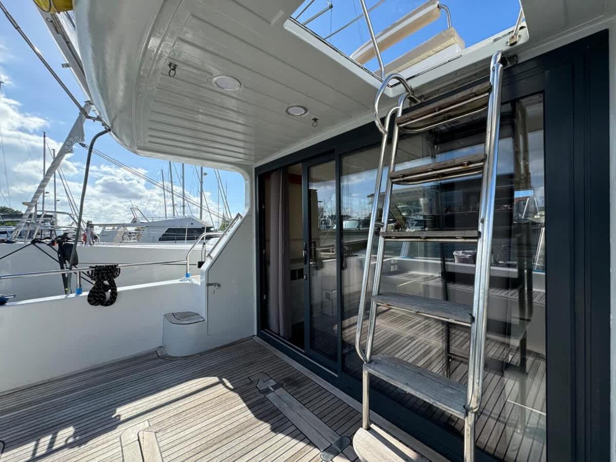 Yacht La Rochelle, 5 Pers, 2 Sdb Bateau-hôtel *