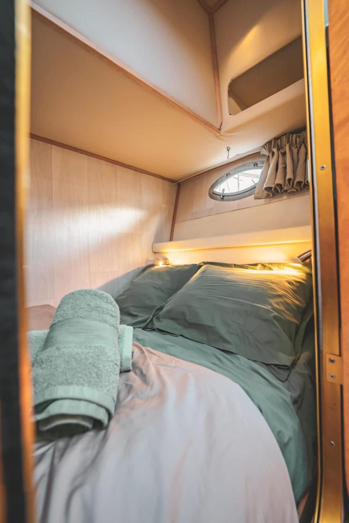 Yacht La Rochelle, 5 Pers, 2 Sdb Bateau-hôtel La Rochelle (Charente-Maritime)